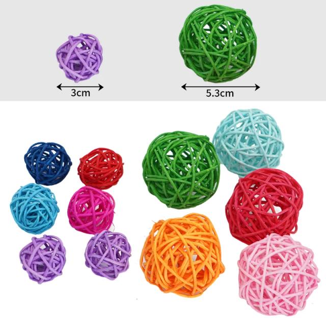 Conjunto de 5 Brinquedos de Bola de Vime Mastigáveis para Papagaios e Pássaros como Periquitos e Calopsitas