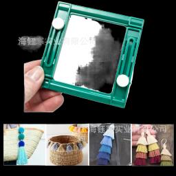 Tassel Maker Praça Plástico Tear Fluff Bola Weaver Lã Tricô Fios Crochet Tricô Artesanato Ferramentas - Image 1