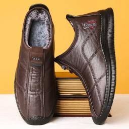 Botas masculinas de inverno são botas de caminhada grossas, quentes, impermeáveis e antiderrapantes e sapatos de trabalho grandes para homens de idade 38-48 botas de plataforma - Image 4