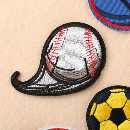 Remendos de futebol bordados ferro em remendos de beisebol futebol adesivos esporte basquete emblema para jeans roupas mochila crachá - Image 3