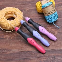 Ferramentas De Costura Set com Luz LED, Crochet Ganchos, Agulhas De Tricô, DIY Tecelagem, Camisola Kit Ferramentas, Acessórios De Costura, USB, 9 em 1 - Image 5