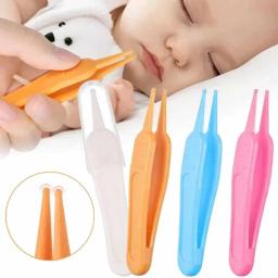 Pinças de plástico para crianças, Nose Cleaner Tool, Nasal Cavity Care Supplies, Baby Essentials, Pinças de segurança para crianças - Image 1