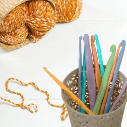 Conjunto de agulhas de crochê plástico 2.0-10.0mm, conjunto de 12 coloridos crochê ganchos, fio diy, ferramentas de tecelagem para cachecol e luvas - Image 3