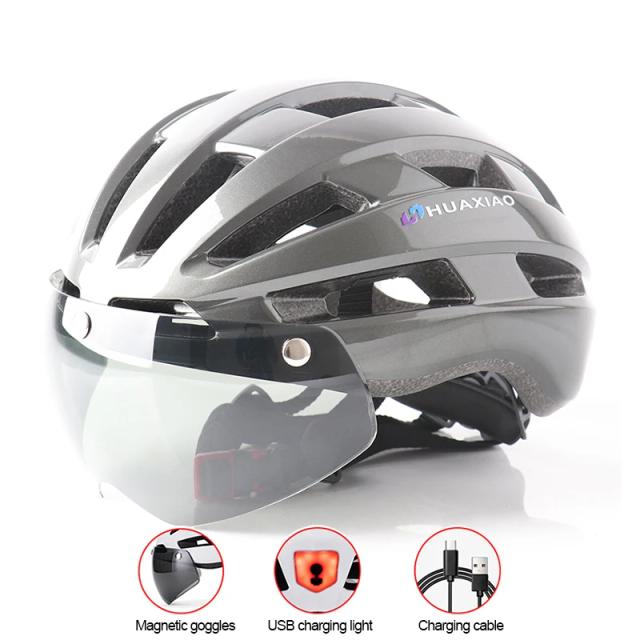 Capacete de Bicicleta Unissex com Óculos Magnéticos, Luz Traseira Recarregável e Design Moldado Integralmente