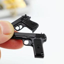 Pistola de metal miniatura, modelo para bonecas 1/6, acessórios de bonecas, figura de ação, soldado, cena adereços, jogo simulativo - Image 1
