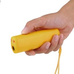 Ultrasonic Dog Repeller, Anti Latido Dispositivo, Stop Bark Controle, Suprimentos de Treinamento com Lanterna LED, 3 em 1 - Image 2