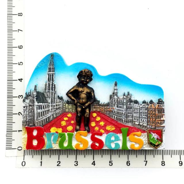 Ímãs Decorativos para Geladeira: Artesanato em Resina e Gesso como Lembrança de Bélgica, Rotterdam e Paris