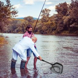 Rede de pesca flutuante, rede de pouso dobrável, fácil captura e liberação com poste telescópico, rede de peixes revestida de borracha para água salgada e água doce - Image 5