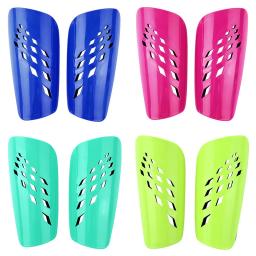 Rhombic-Caneleira de futebol respirável perfurado para adultos e crianças, escudo de futebol, legging para legging, equipamento protetor rígido, 1 par - Image 1