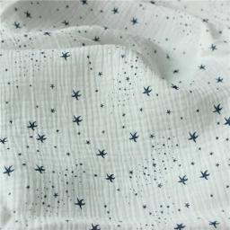 135*100cm tecido de algodão puro macio respirável gaze dupla crepe tissu estrela impressão tecido para bebê sleepwear têxtil natal - Image 2