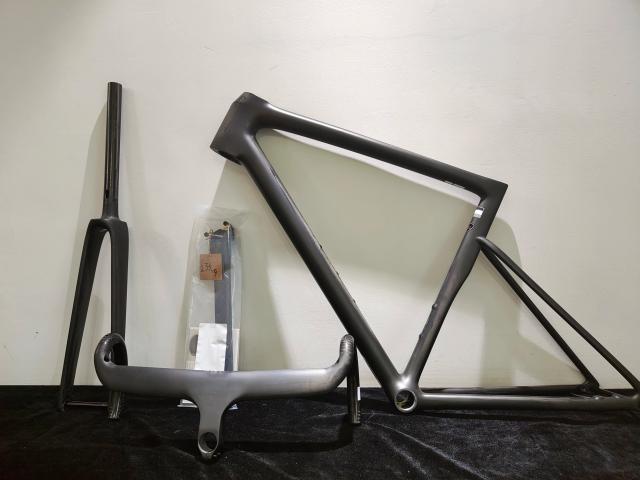 UPS/DPD Quadro de bicicleta ultraleve de fibra de carbono SL8