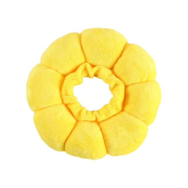 Coleira de pelúcia macia e ajustável para pets - antiderrapante e ideal para recuperação pós-cirúrgica