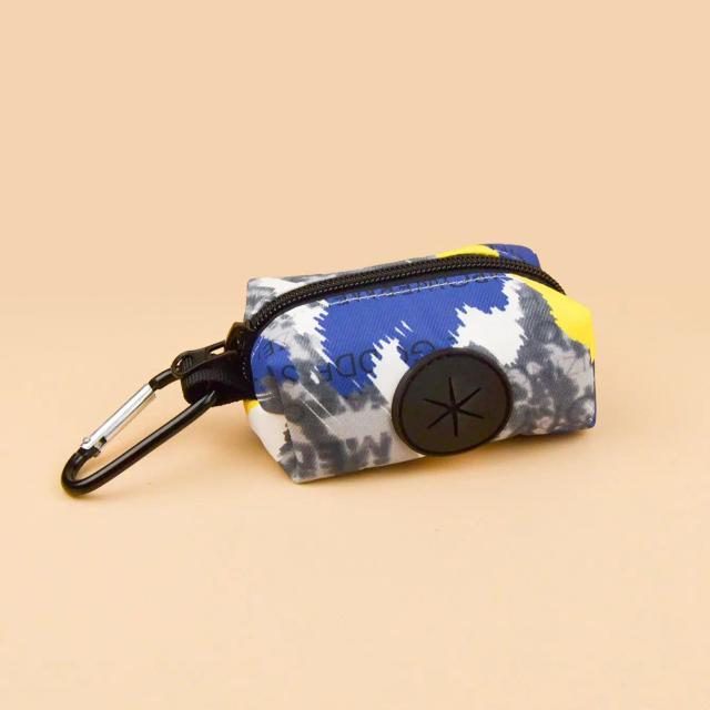 Bolsa Porta Sacos de Cão Arco-íris, Acessório Estiloso para Passeios com Design Moderno