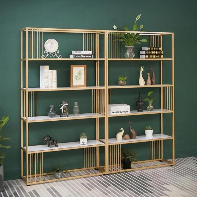 Estante do Chão ao Teto: Prateleira Multicamadas de Exibição em Metal Dourado para Sala de Estar Personalizada