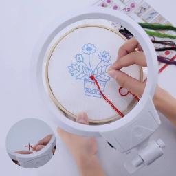 Bordados Cross Stitch Ferramentas, Lupa grande, Folding Hand Held, Lâmpada de Luz 2LED, Lente 5.5 ", Melhores Mãos Livre Lupa - Image 2