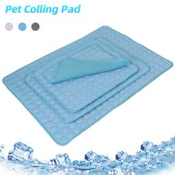 Esteira de resfriamento para animais de estimação, almofada para cães e gatos, seda fria, colchão à prova de umidade, cama para animais pequenos, almofada de verão, 5 tamanhos - Image 1