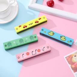 Double Row Wooden Harmonica para iniciantes, Blowable, 16 buracos, Cute Cartoon Pattern, Brinquedos Educativos Musicais para Crianças e Crianças - Image 2