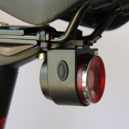 A8 Road Bike Anti-Theft Alarm Lock, Freio automático, Taillight, Controle remoto, Luz traseira da bicicleta, Sino sem fio MTB - Image 3