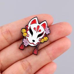 Broche de esmalte para mulheres, máscara de raposa japonesa, gato Sakura, emblemas na mochila, acessórios de vestuário - Image 6