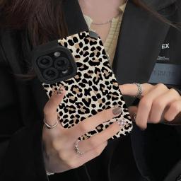 Capa de Silicone Leopardo Vaca para iPhone, Capa à Prova de Choque Suave, Criativa, 13, 15, 14, 13 Pro Max, 11, 12 Mini, SE, 7, 8 Plus, X, XR, XS, MAX - Image 5