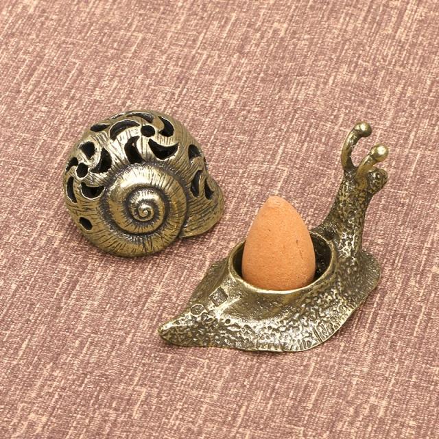 Estátua de Caracol em Bronze Antigo como Queimador de Incenso - Atraente Decoração Tradicional Chinesa para Mesa