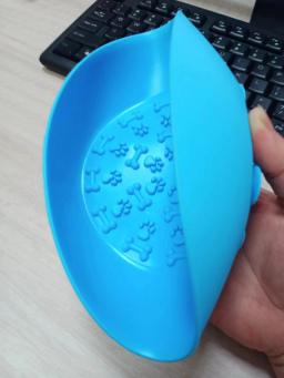 Suprimentos para animais de estimação, tigela de alimentação para cães e gatos, utensílios de mesa, ventosa, adesivo lento, bacia de comida, massagem, placa de lambedor, tigela de silicone - Image 5
