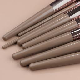 Conjunto de pincéis de maquiagem para mulheres, 1-20 peças, rosto, cosméticos profissionais, pincel corretivo macio, kabuki, mistura, ferramentas de beleza - Image 4