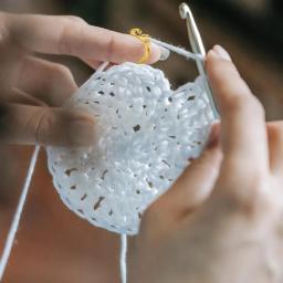 Tricô crochê loop anéis knittied diy fio guia dedo mais rápido titular anel dedal ajustável crocheter ferramentas de costura suprimentos - Image 3