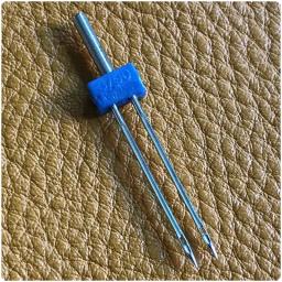 Agulhas de bordado dupla rosca superior, Agulhas gêmeas, Gancho de crochê para uso doméstico, Máquina de costura multifunções, 2mm, 3mm, 4mm - Image 3
