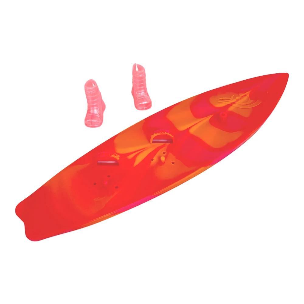 Nk cor aleatoriamente 2 itens/conjunto = 1 peça de prancha de surf + 1 par de sapato bota legal verão praia brinquedo esportivo para boneca barbie acessórios engraçados - Image 1