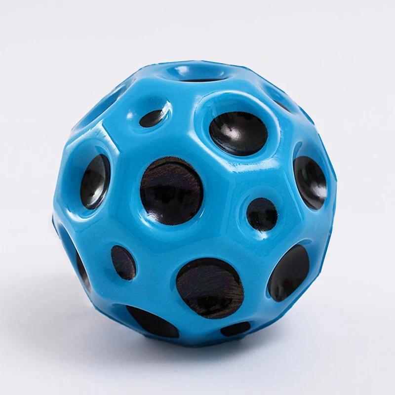 Bola perfurada de espuma lua bola saltando bola prática buraco bola macia saltando bola ao ar livre jogo interativo brinquedos - Image 1