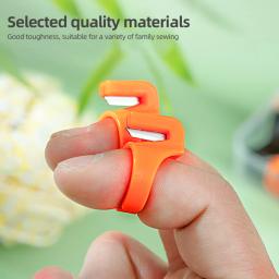Plástico Thimble Cortador de Rosca com Lâmina, Faca, Anel, Bordado, Quilting, Didal, Acessórios De Costura, Artesanato, Ferramenta DIY, 12 Pcs - Image 4