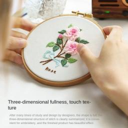 Kit de bordado para principiantes com aro, pacote DIY completo para artesanato, desenhos florais exclusivos, presentes para bordar, 1 conjunto - Image 2