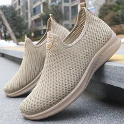 Sapatos masculinos respirável deslizamento em tênis de corrida confortável verão esporte tênis para homem antiderrapante leve apartamentos - Image 1