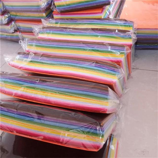 Feltro Macio Não Tecido para Artesanato DIY - Materiais de Costura Infantil e Scrapbooking em 10 Cores, Tamanhos 4x6 e 10x15cm