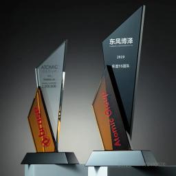 Troféu De Cristal Personalizado Vidro Criativo Prêmios, Fabricação Comemorativa, Decoração Da Casa, Gravação Livre Borda Da Lâmina Recompensa Novo, 2024, 1Pc - Image 1