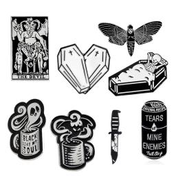 Custom Boo Witch Pin para amigos, Black Punk Esmalte Pin, Dark Collar Badge, Presente Da Jóia Do Dia Das Bruxas, Chapéu, Livro Do Caixão, Morcego, Broche De Borboleta - Image 1