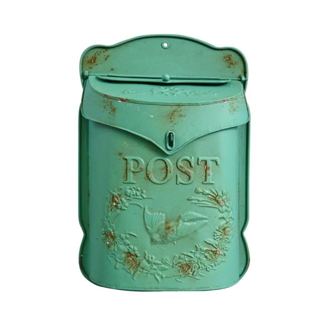 Caixa de Correio Rústica em Metal para Decoração: Estilo Vintage e Artesanato para Sua Fazenda