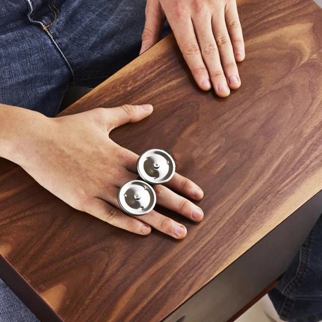 Instrumentos Musicais: Dedo Jingle Tambourine, Bell Shaker, Castanholas e Tambores Africanos para Contribuir à Sua Música