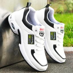 Tênis de corrida respirável masculino, tênis de malha leve casual ao ar livre, tênis de treinamento com renda, novo verão - Image 1