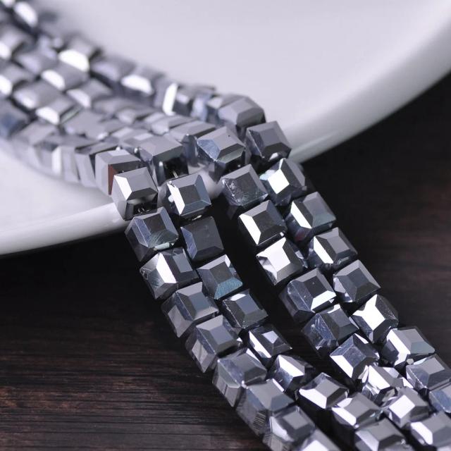 Contas de Vidro de Cristal Quadradas Facetadas para DIY - Lote Por Atacado em Diversos Tamanhos: 3mm, 4mm, 6mm, 8mm, 10mm