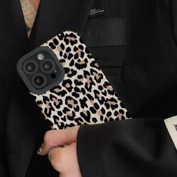Capa de Silicone Leopardo Vaca para iPhone, Capa à Prova de Choque Suave, Criativa, 13, 15, 14, 13 Pro Max, 11, 12 Mini, SE, 7, 8 Plus, X, XR, XS, MAX - Image 6