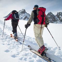 Bastões de trekking leves com apertos de cortiça, Bastão de caminhada de 2 seções, Bastões para mulheres e homens, Alumínio 7075, 1 par - Image 2