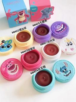 Em você Party Lip Lama, Acabamento Branco Fosco, Lipclay Canning, Urso de Morango, Batom Articulado, Peludo, Mo Mao, Festa, Outono e Inverno - Image 6
