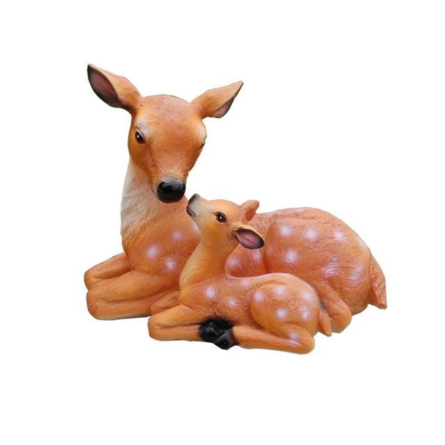 Estátuas Realistas de Animais para Jardim: Mães, CorPinhos e Renas como Ornamentação de Quintal