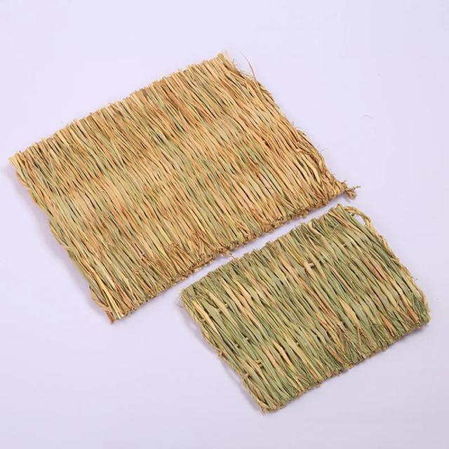 Tapete de Mastigação em Grama para Pequenos Animais, Ideal para Gaiolas e Camas de Dormir - Acessórios para Coelhos e Hamsters