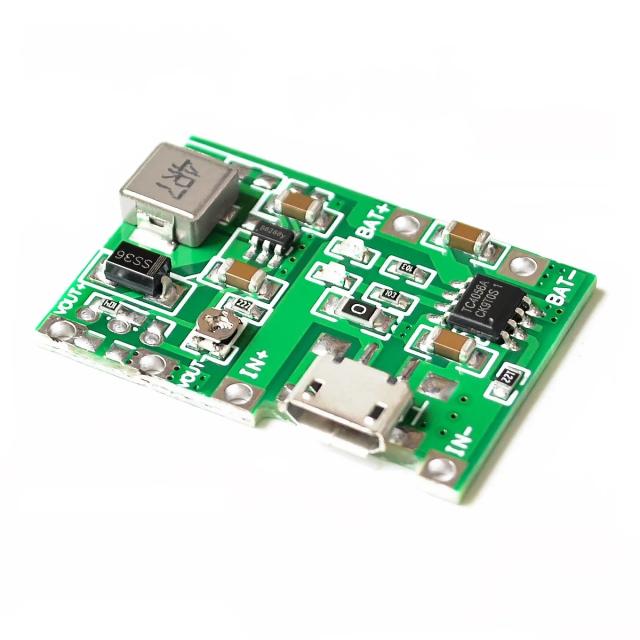 Módulo Ajustável Step-Up de 3.7V a 9V com Saída de 5V e 2A para Carregar Baterias de Lítio 18650