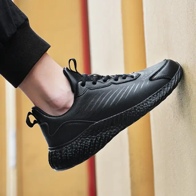 Tênis de Corrida Masculino em Couro: Sapatos Esportivos Leves para Atividades ao Ar Livre e Ginásio