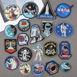 Astronauta bordado pano adesivo planeta bordado adesivo computador bordado etiqueta espaço roupas - Image 1