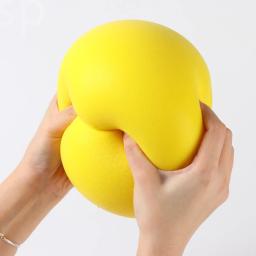 Bola elástica macia de esponja sólida para crianças, bola muda, redução de ruído, esportes indoor, bebê, brinquedo ao ar livre, 18cm - Image 4